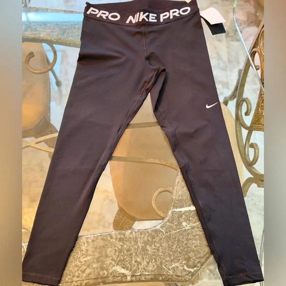 NWT- Nike Pro Mid-Rise Mesh-
Paneled Leggings - Picture 6 of 11